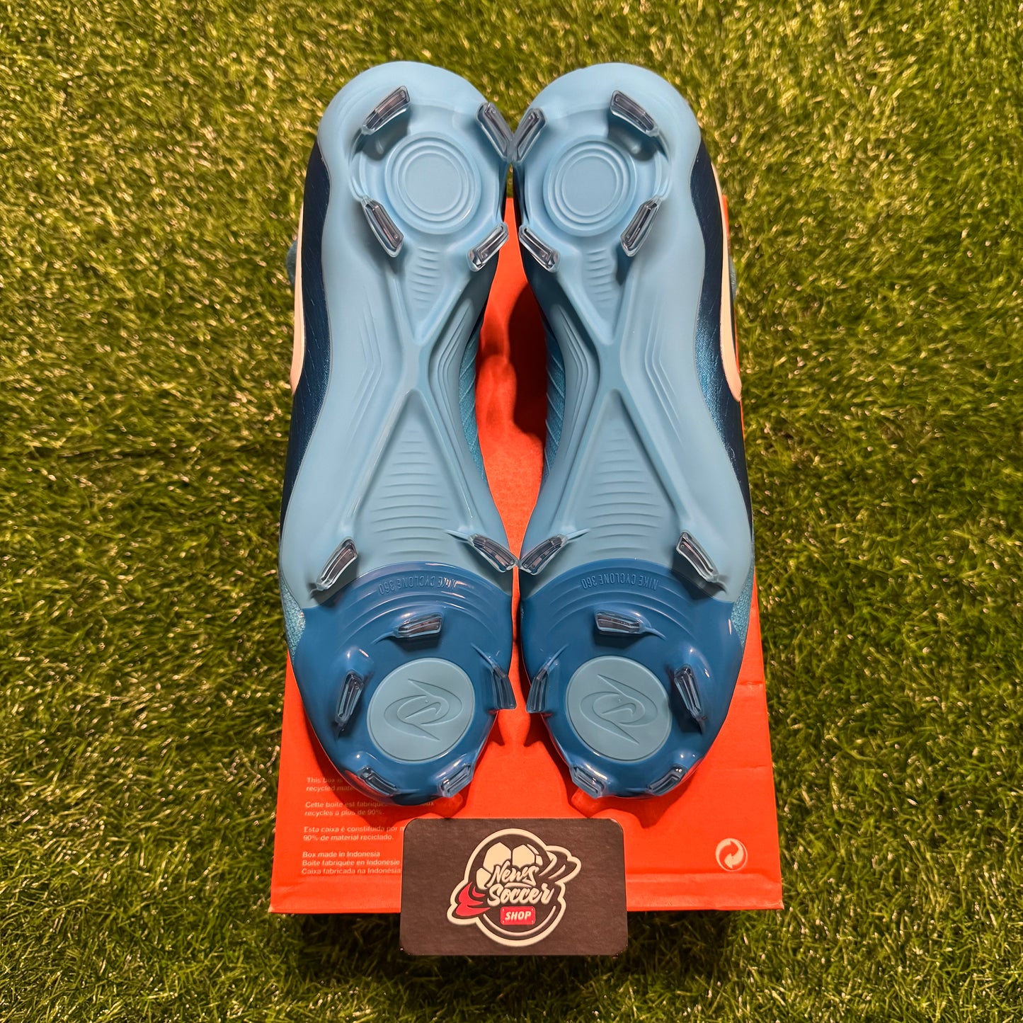 Nike Phantom Luna 2 Pro “Mad Ambition Pack” (FG)