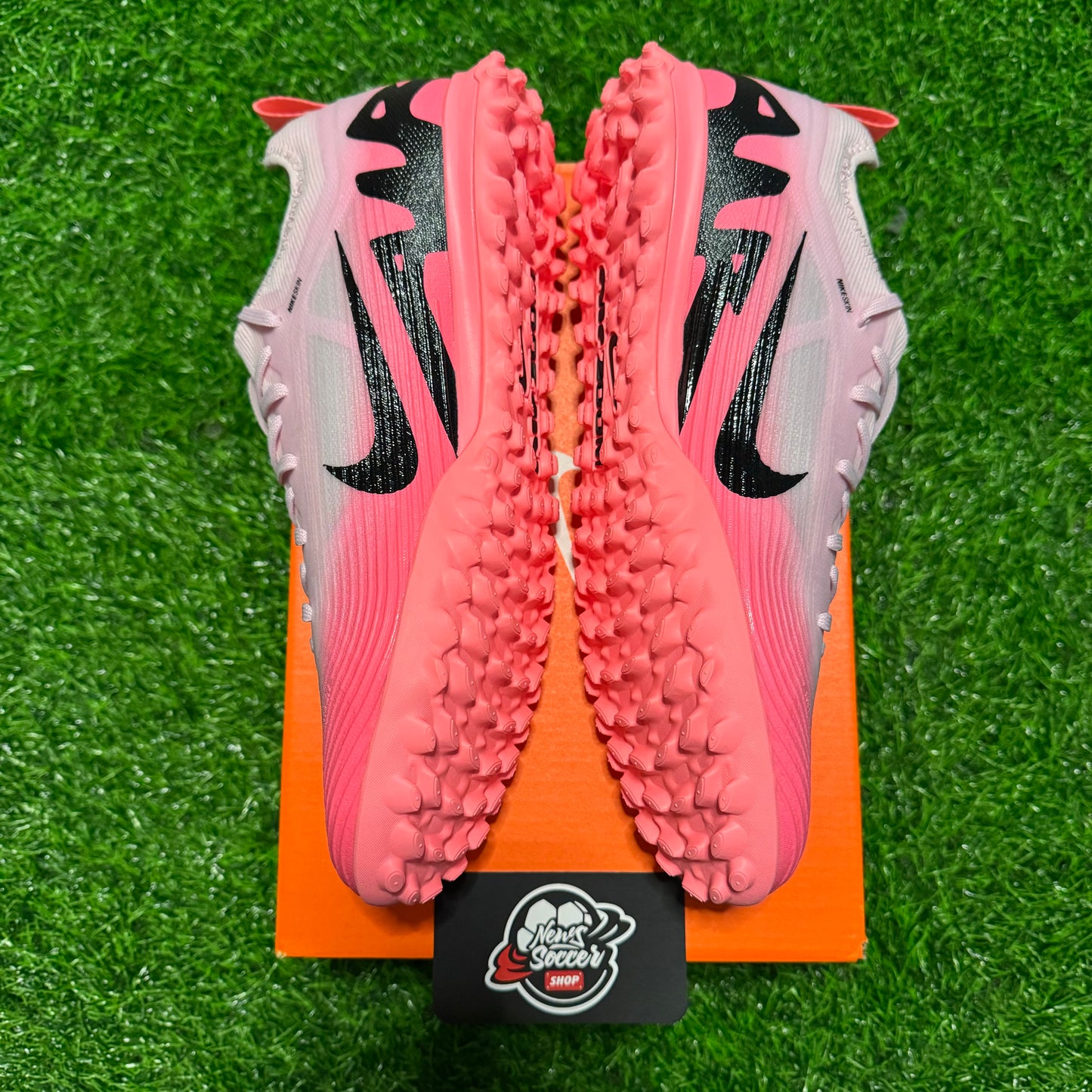 Nike Air Zoom Mecurial Vapor 15 Pro “Mad Brilliance” (TF)