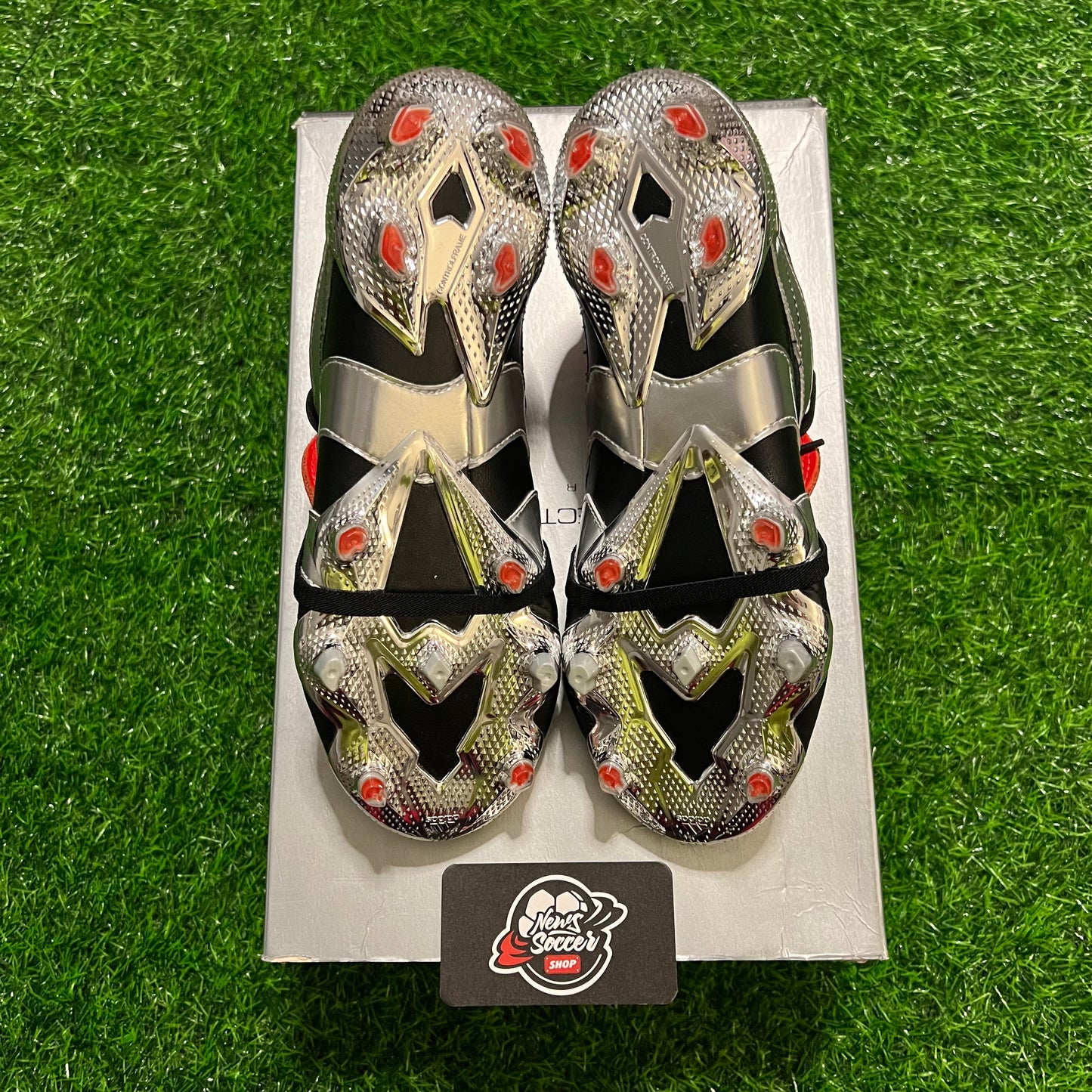 Adidas Predator Accelerator “PD 25 Anniversary” (FG)