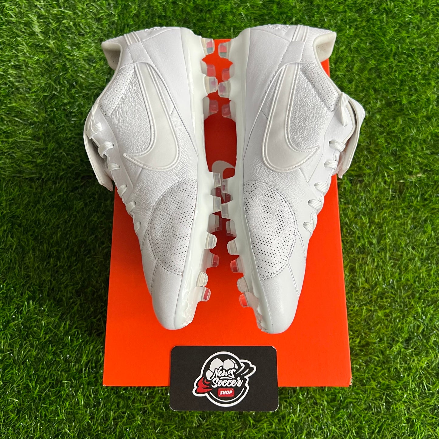 Nike Premier III “Triple White” (FG)