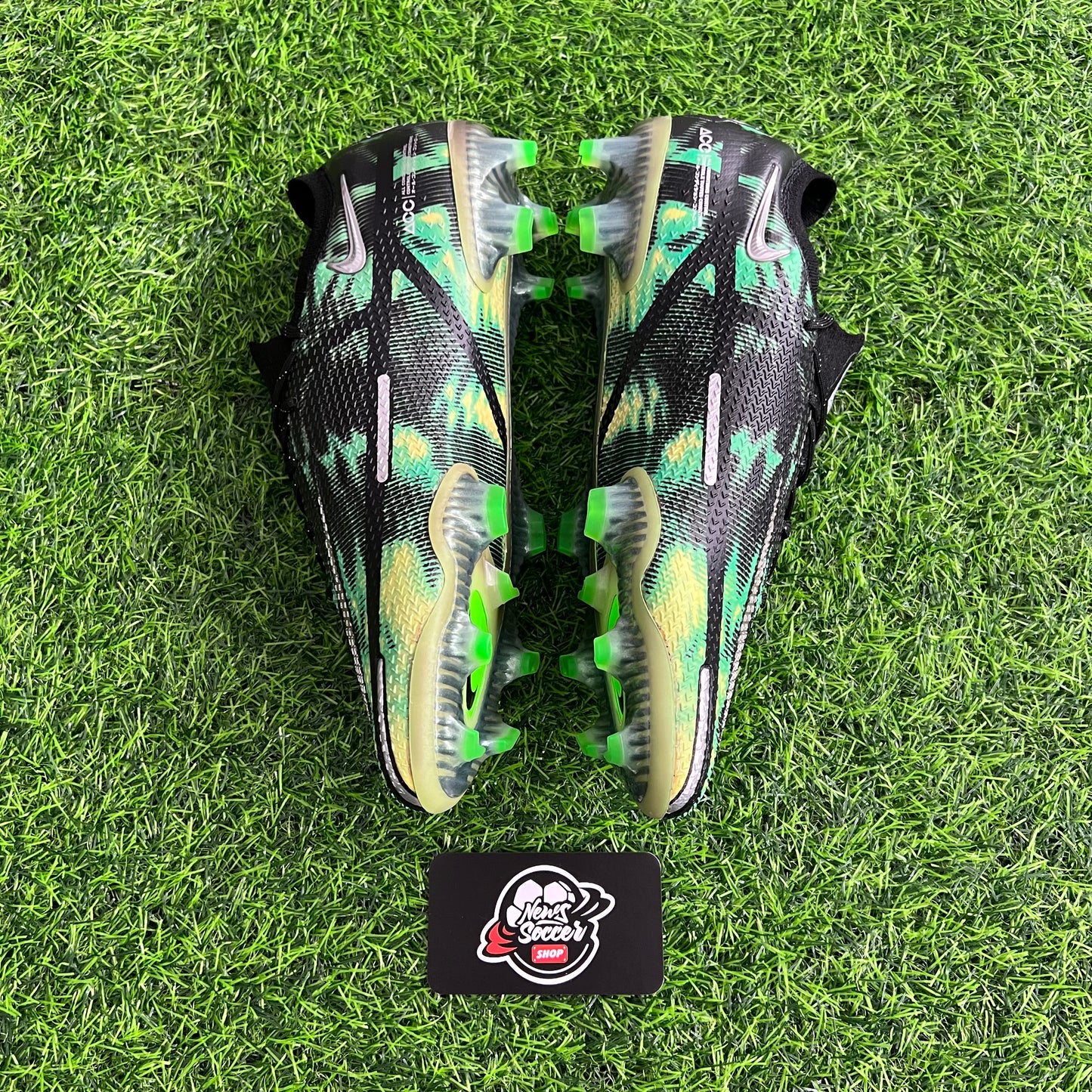 Nike Phantom GT2 Elite "Shockwave" (FG)