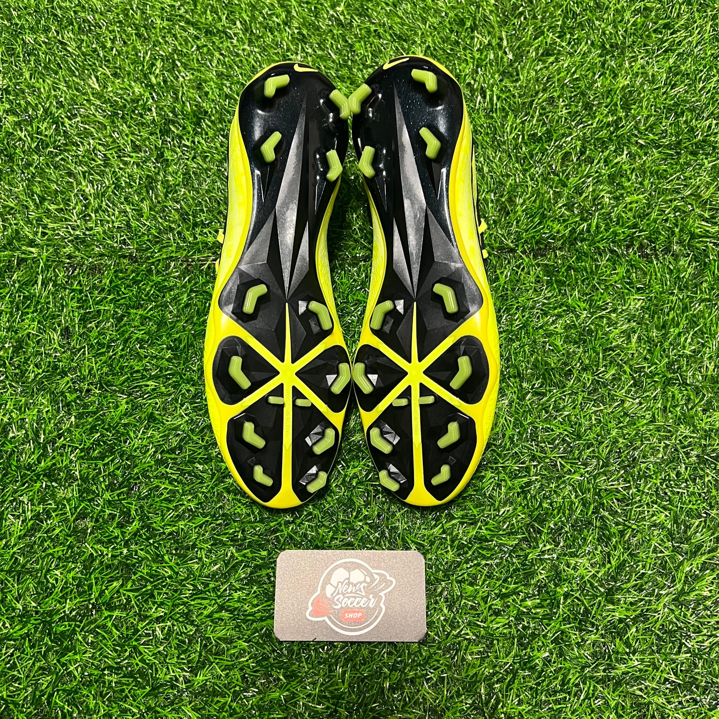 Nike Phantom Venom Elite Sample “New Lights” (FG)