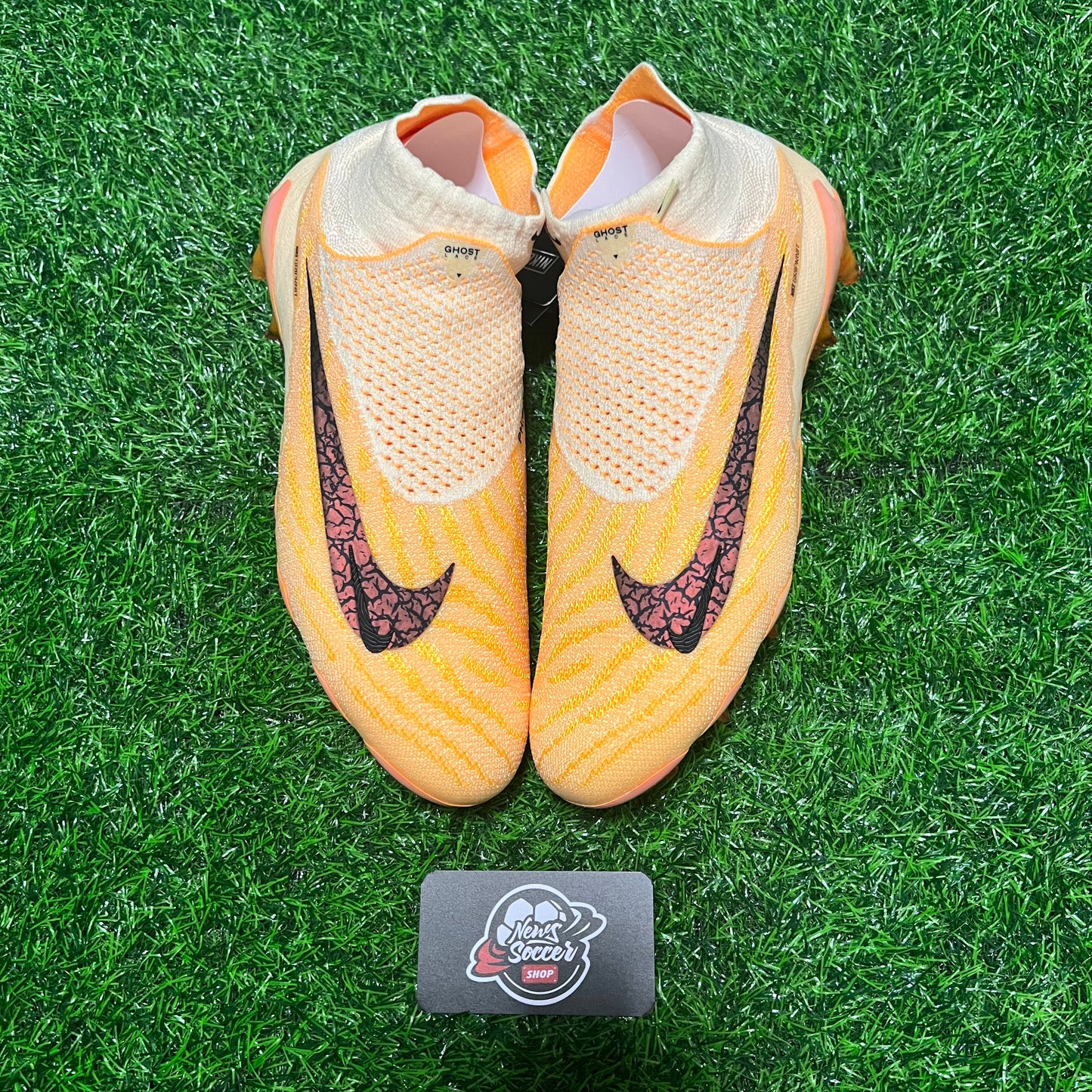Nike Phantom GX DF Elite SE “Blaze” (FG)