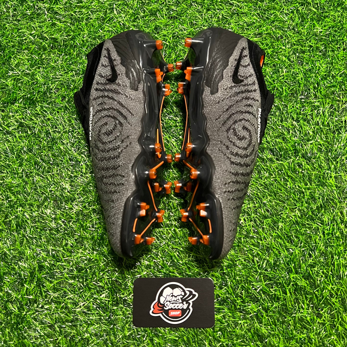 Nike Phantom GX Elite “Black Pack” (FG)