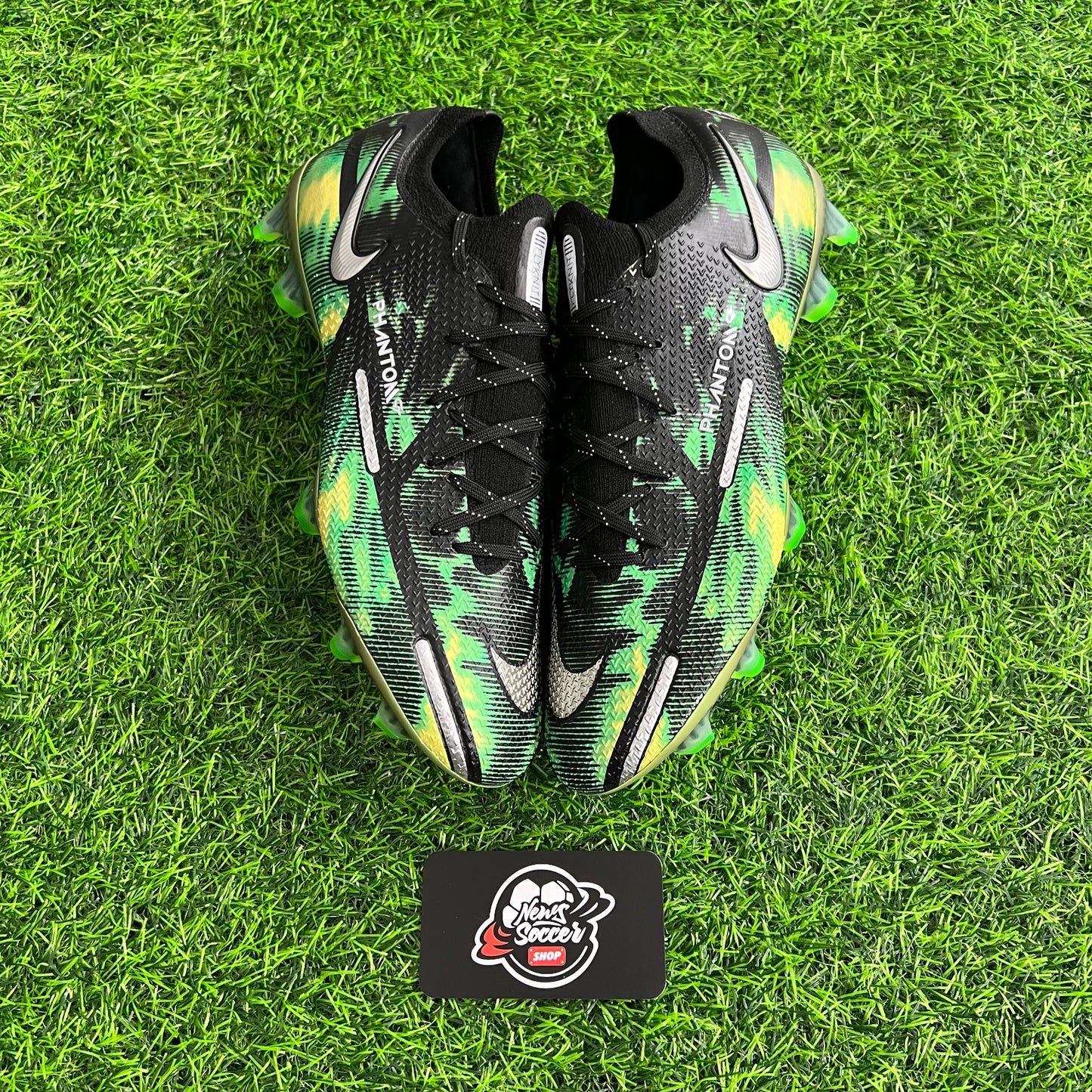 Nike Phantom GT2 Elite "Shockwave" (FG)