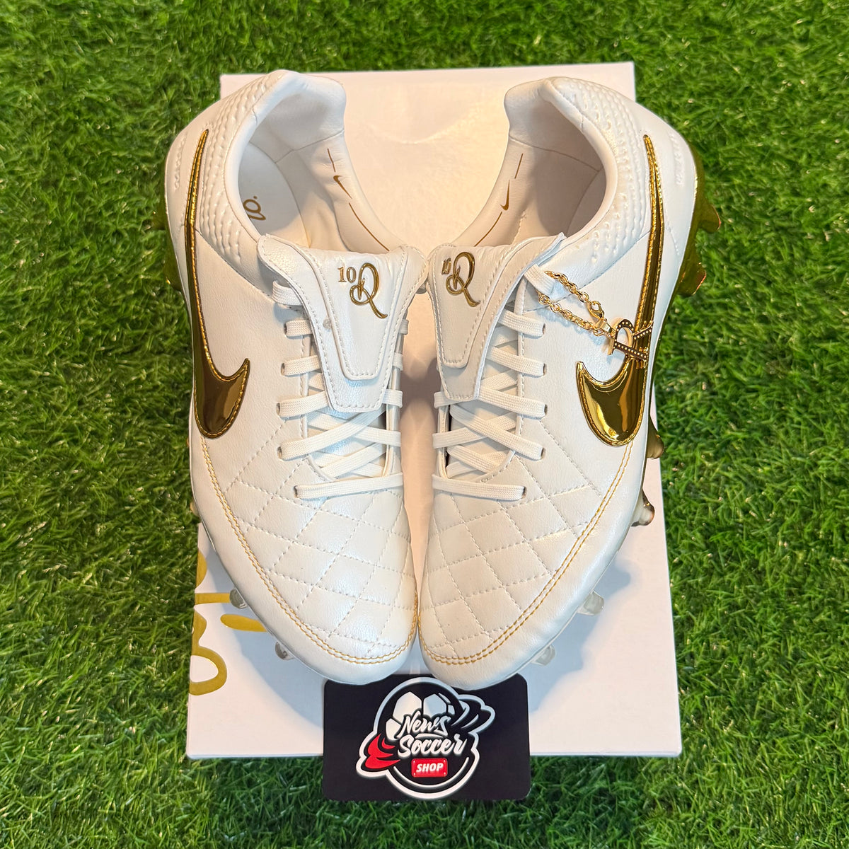 Nike Tiempo Legend Elite SE “Touch Of Gold” (FG)