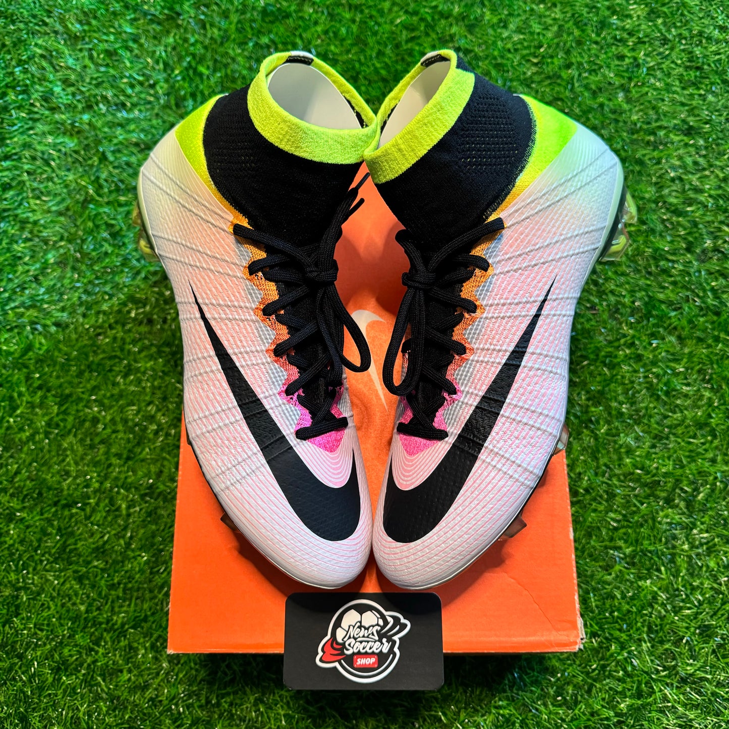 Nike Mercurial Superfly 4 “Radiant Reveal” (FG)